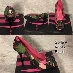 Black flower print heels
